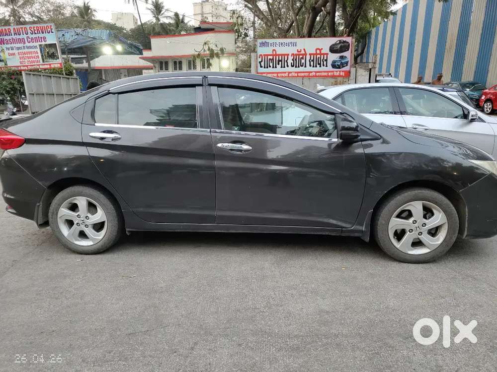 Honda City 4th Gen Vx Cvt I-vtec-automatic Top Model