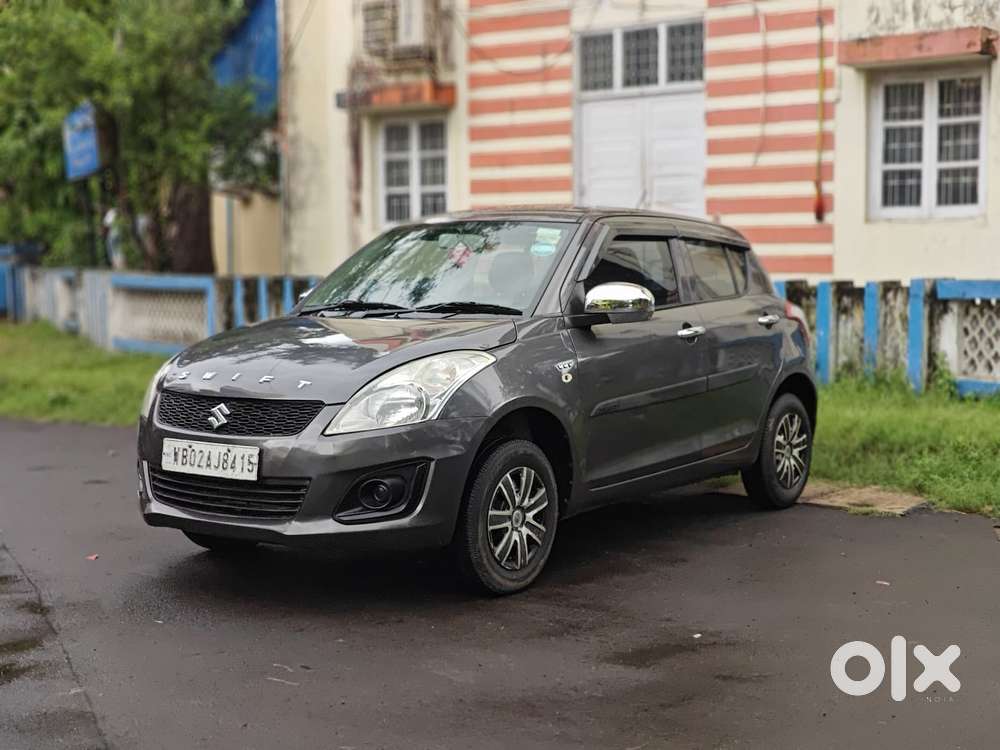 Maruti Suzuki Swift Vxi + Manual, 2016, Petrol