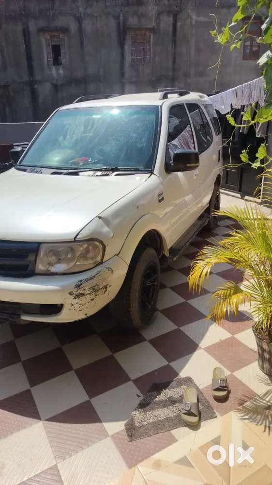 Tata Safari 2011 Diesel 150000 Km Driven