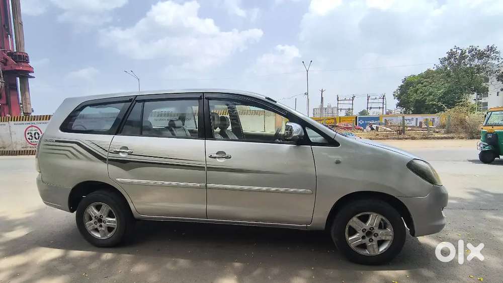 Toyota Innova 2007 Diesel Well Maintained