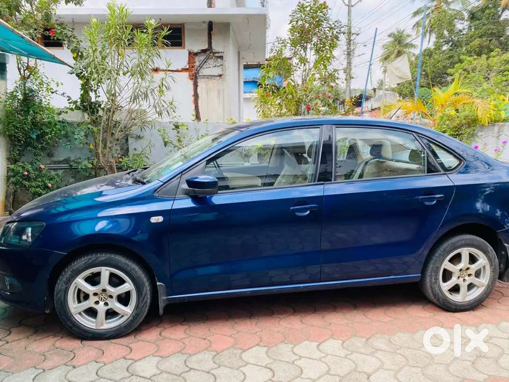 Volkswagen Vento 2013 1.6 Mt Highline Petrol