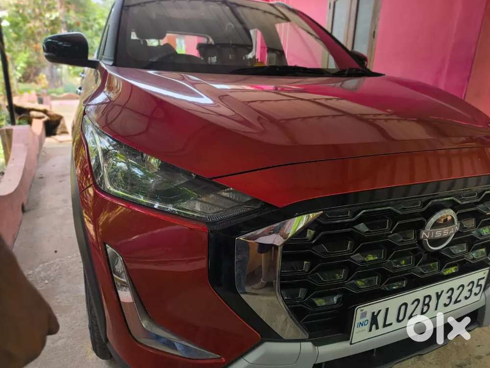 Nissan Magnite 2025 Petrol 2548 Km Driven