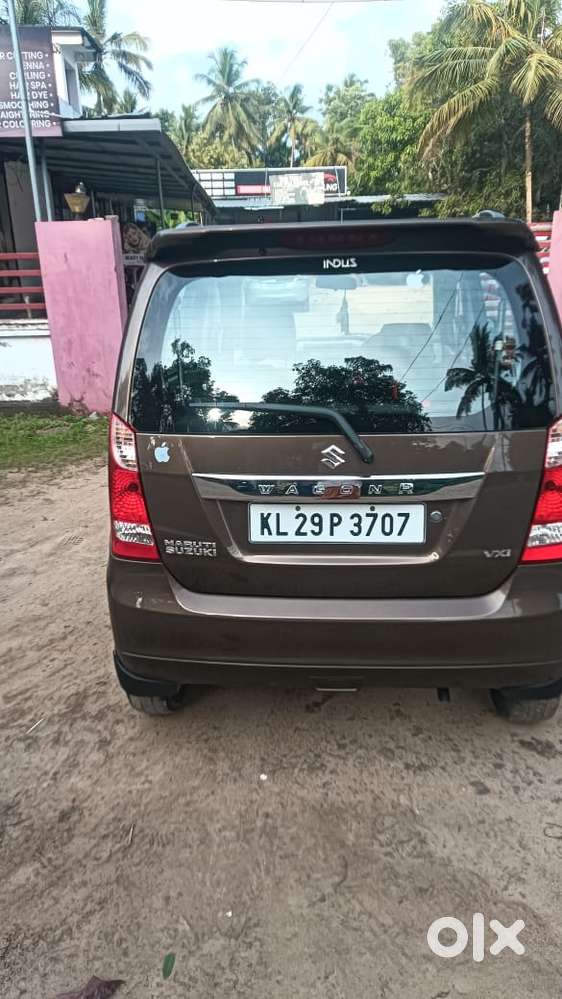 Maruti Suzuki Wagon R Vxi Optional, 2018, Petrol
