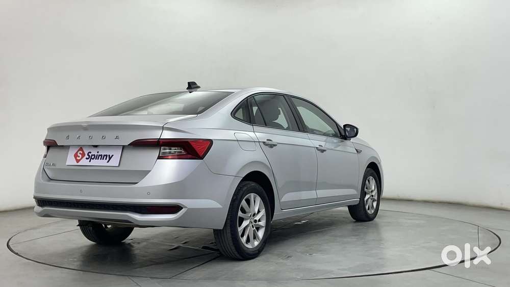 Skoda Slavia Ambition 1.0l Tsi Mt, 2022, Petrol