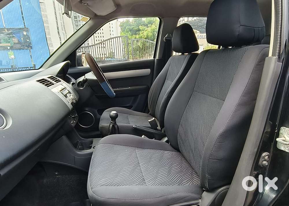 Maruti Suzuki Swift Vxi Glory Limited Edition, 2011, Petrol