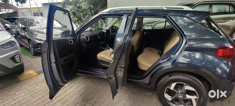 Hyundai Venue Sx+ At, 2020, Petrol