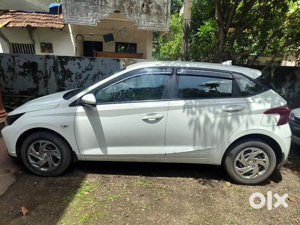 I20 2021 White - Low Km