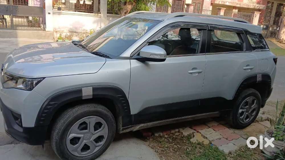 Maruti Suzuki Brezza 2024 Petrol Well Maintained