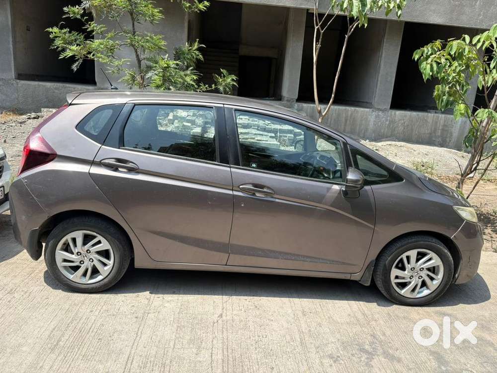 Honda Jazz 2016 Diesel First Owner With Four New Tyres