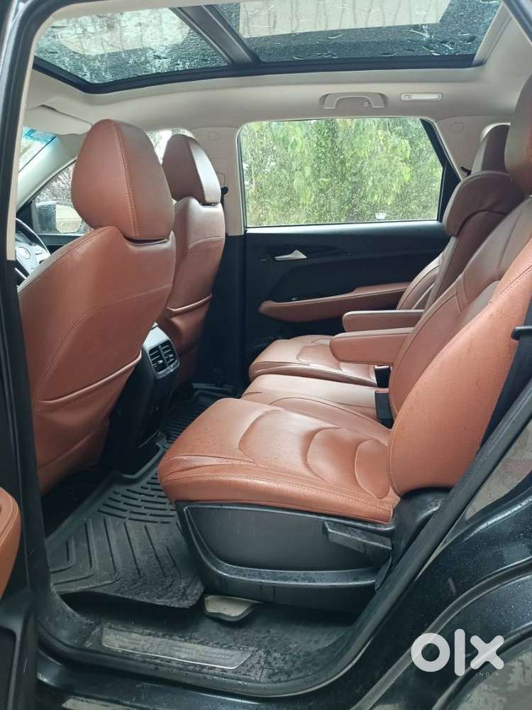 Mg Hector Plus 1.5 Sharp Turbo Cvt 6 Str, 2021, Petrol