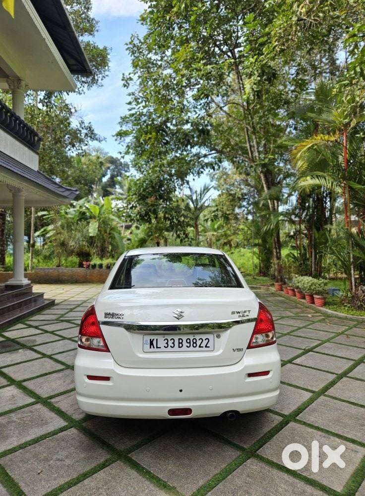 Maruti Suzuki Swift Dzire Vdi Optional, 2011, Diesel