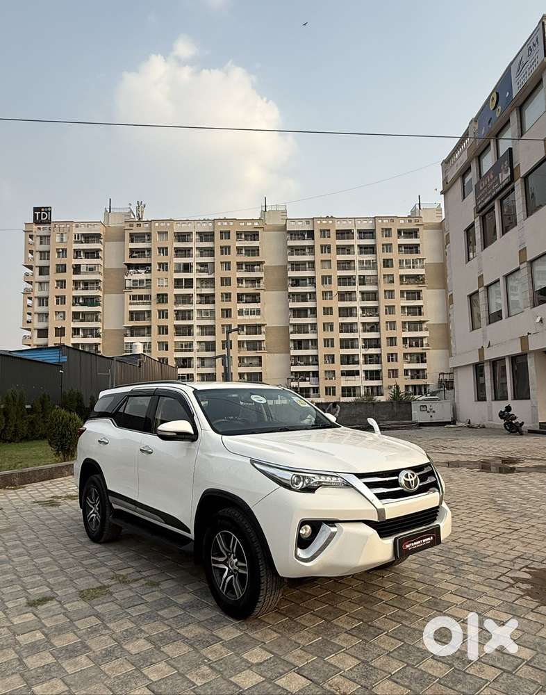 Toyota Fortuner 4x2 At 2.8 Diesel, 2017, Diesel