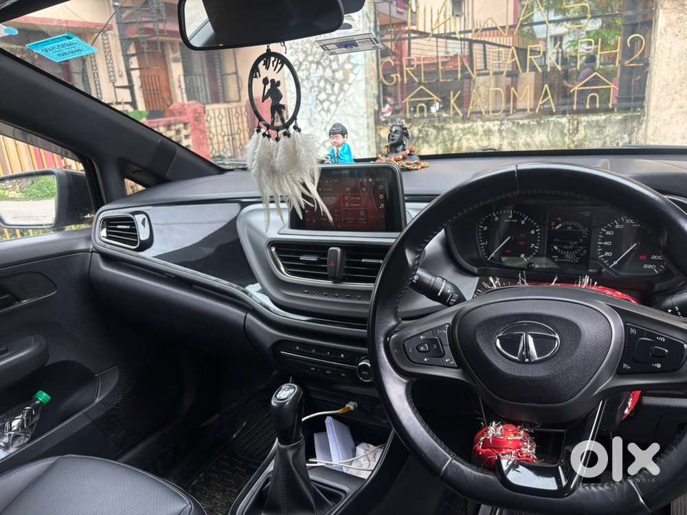 Tata Altroz Petrol Manual 2023