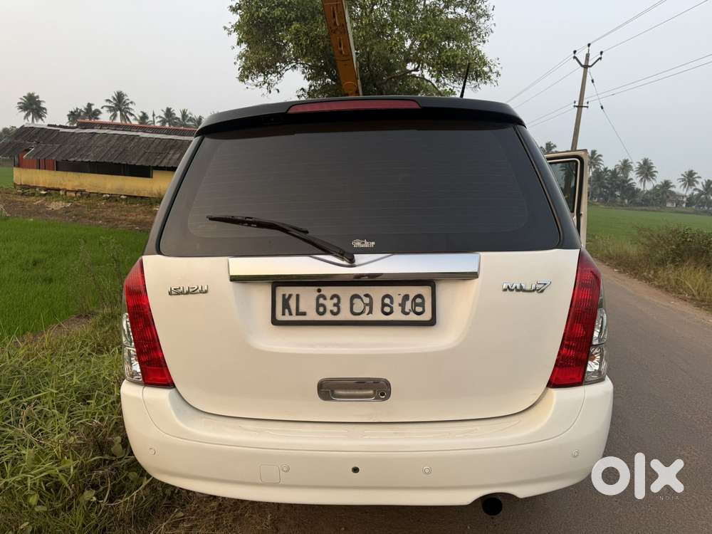 Isuzu Mu 7 4x2, 2014, Diesel