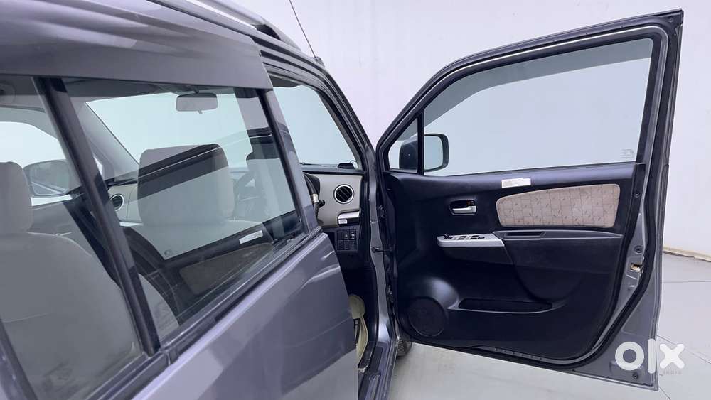 Maruti Suzuki Wagon R 1.0 Vxi Amt, 2016, Petrol