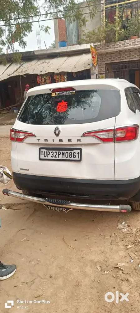 Mahindra Renault Logan 2015