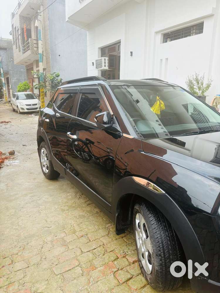 Mahindra Xuv 3xo Mx3, 2024, Petrol