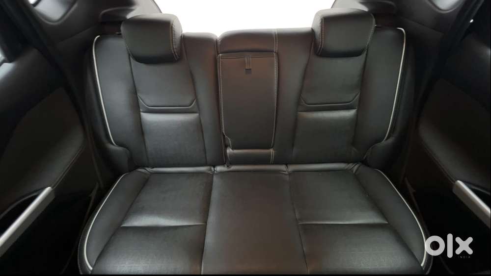 Nissan Magnite 1.0 Xv Premium, 2023, Petrol