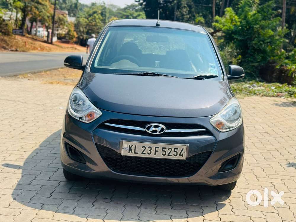 Hyundai I10 Sportz, 2012, Petrol
