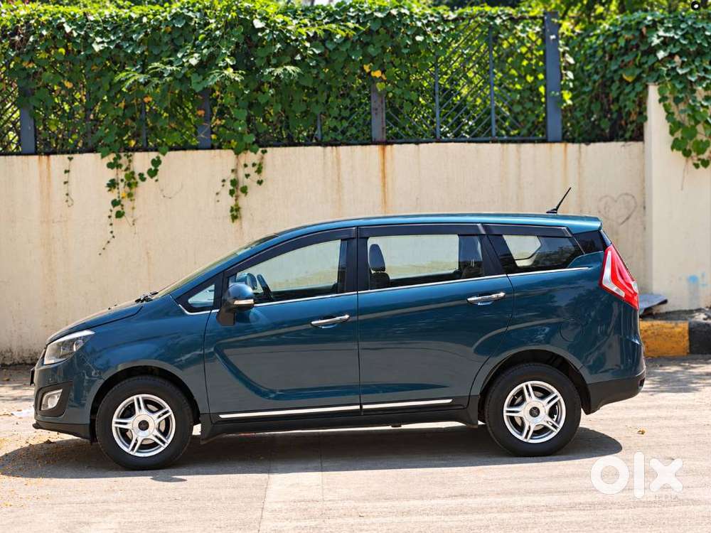Mahindra Marazzo M6, 2018, Diesel