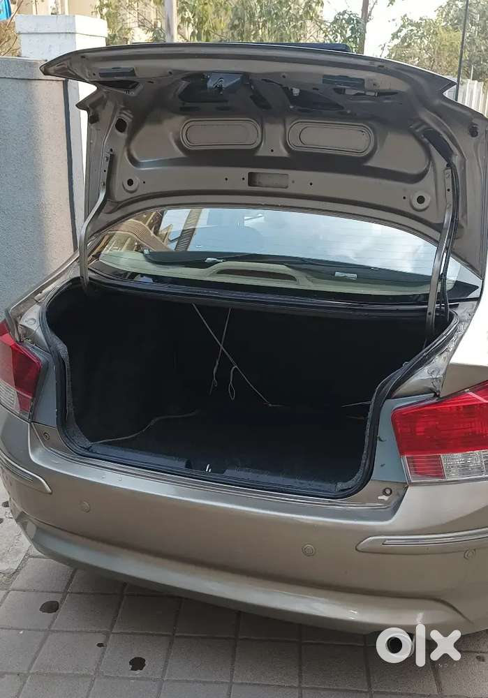 Honda City 2010 V (top Model) Mt
Petrol