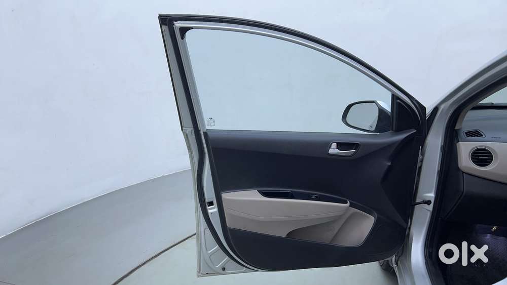 Hyundai Xcent [2017-2020] 1.2 Sx At (o), 2015, Petrol