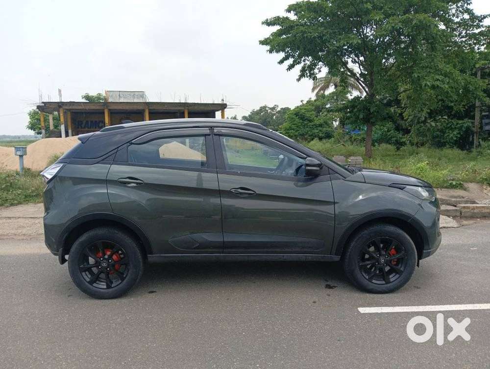 Tata Nexon 1.2 Revotron Xza Plus Dualtone, 2020, Petrol
