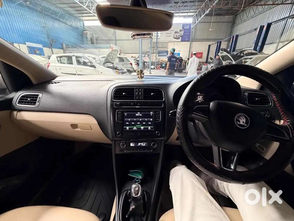 Skoda Rapid 2017 Diesel 160000 Km Driven And Well Maintained.