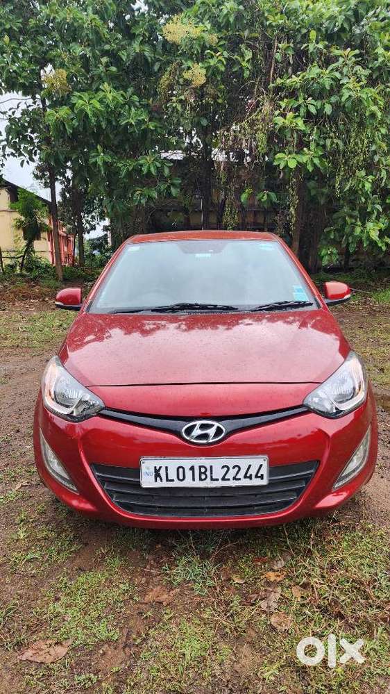 Hyundai I20 Sportz At 1.4, 2013, Petrol