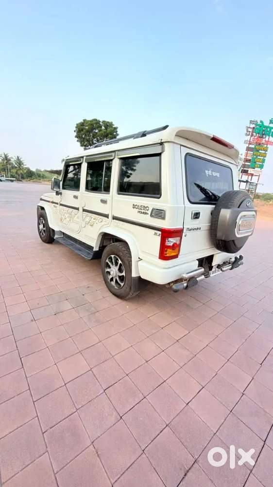 Mahindra Bolero  Zlx Diesel 2016 1वोनर टायर बटन