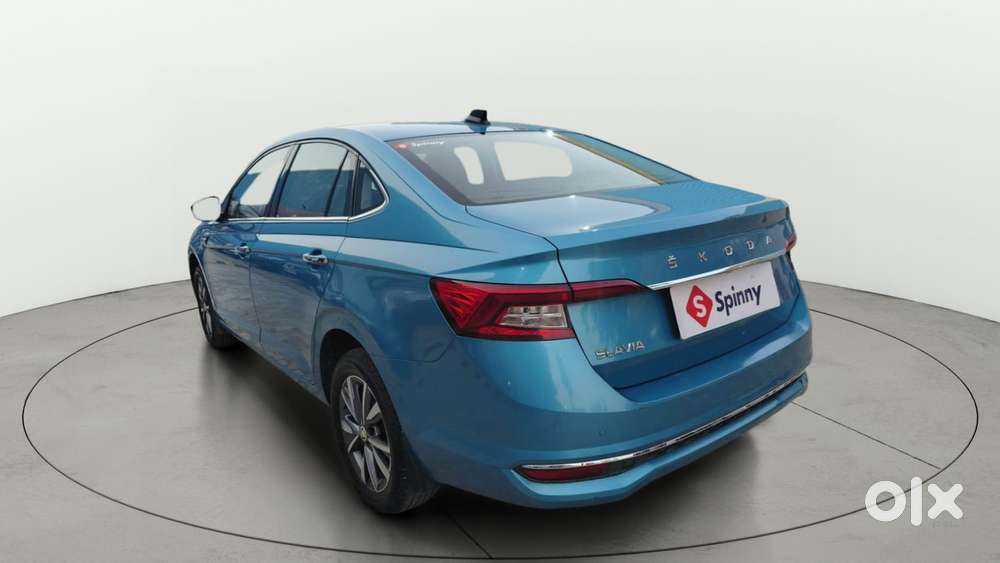 Skoda Slavia Style 1.0l Tsi At, 2022, Petrol