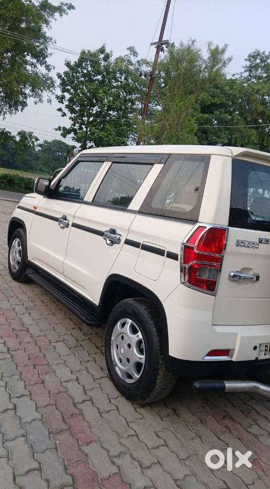 Mahindra Bolero Neo N8, 2021