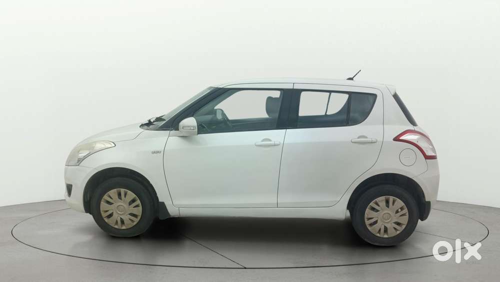 Maruti Suzuki Swift 2011-2014 Vxi, 2013, Petrol