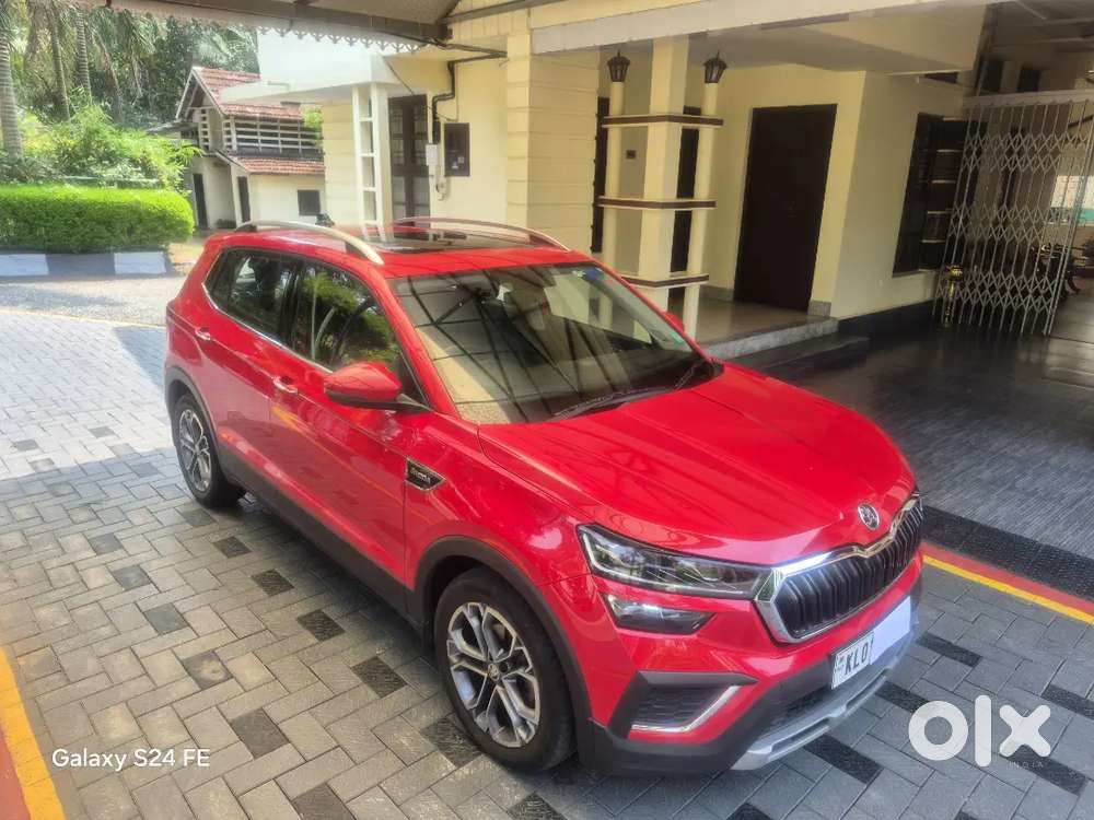 Skoda Kushaq 2022 Top End Model,warranty Upto 2028,new Battery,neat