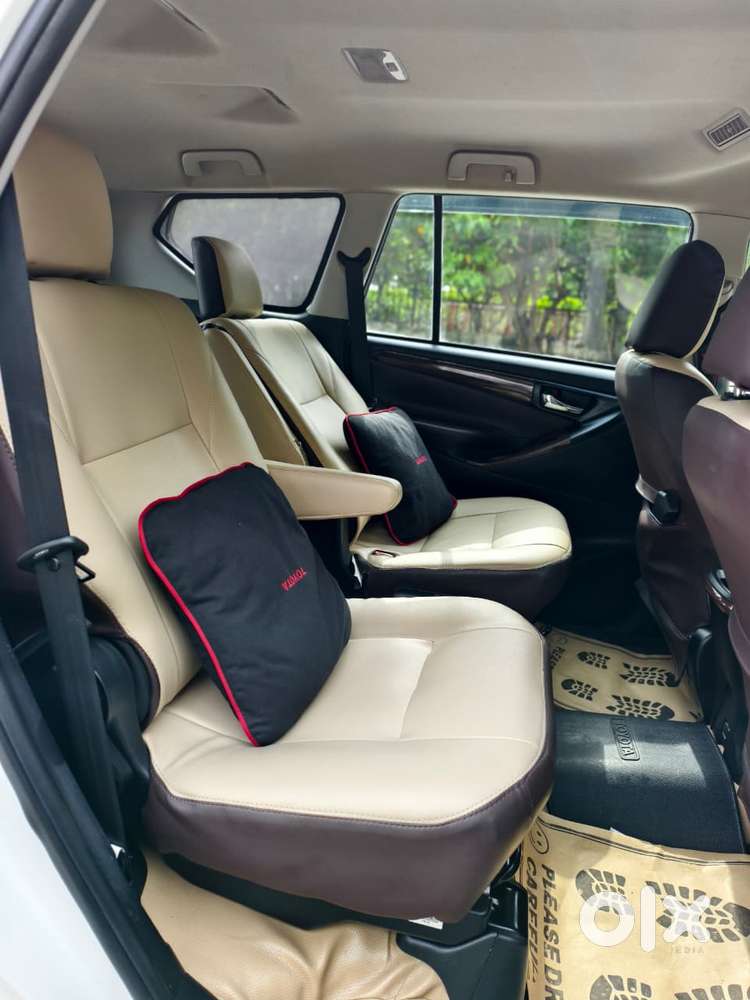 Toyota Innova Crysta [2020-ongoing] 2.4 Gx At 7 Str, 2022, Diesel