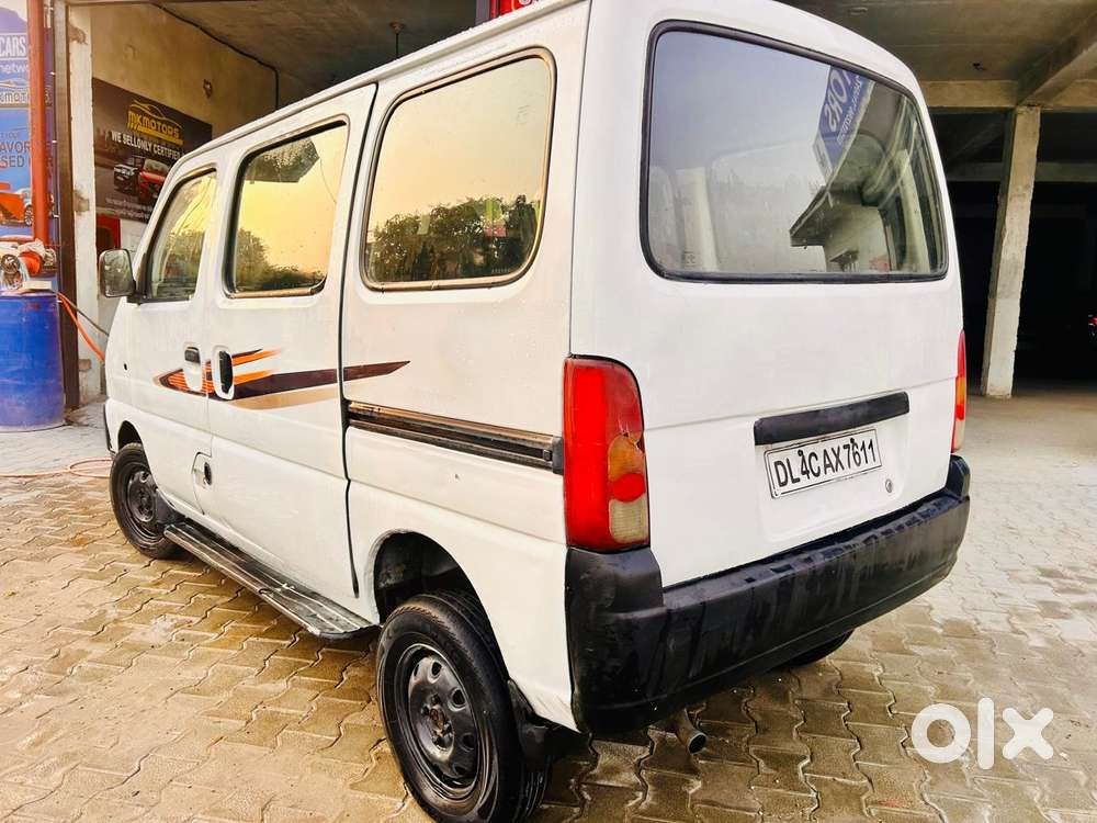 Maruti Suzuki Eeco Smiles 7 Seater Standard, 2017, Cng & Hybrids