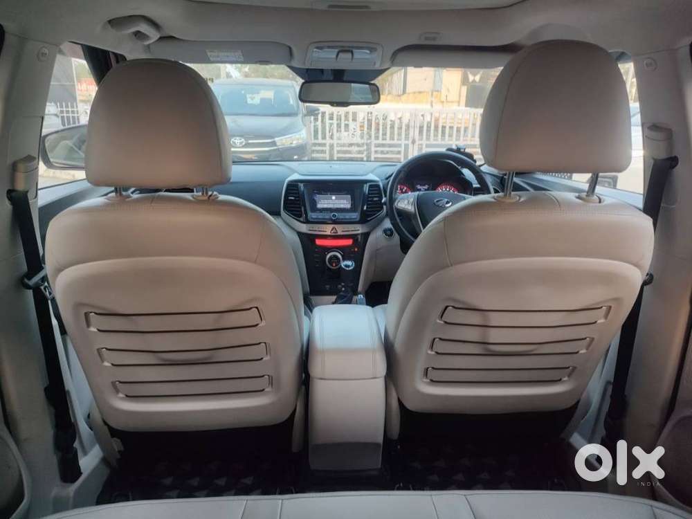 Mahindra Xuv300 W8, 2021, Petrol