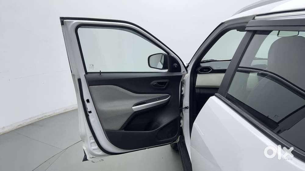 Nissan Magnite 1.0 Xe, 2023, Petrol