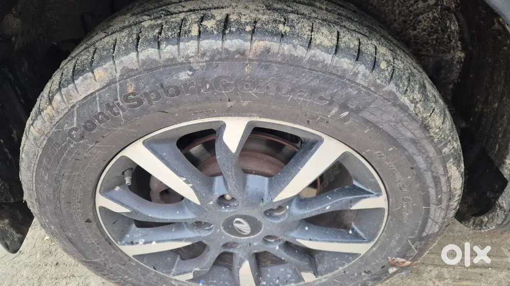 Mahindra Xuv500 2018 Diesel 61000 Km Driven