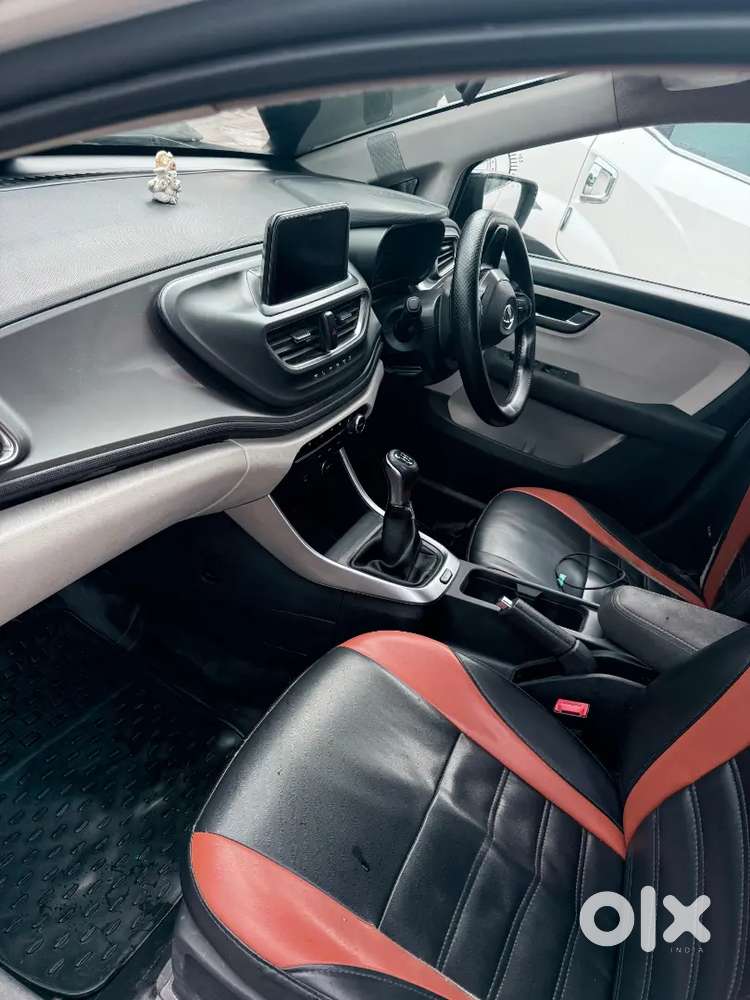 Tata Altroz Dark 2023 Petrol Automatic