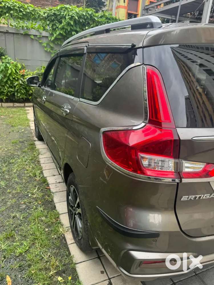 Maruti Suzuki Ertiga Zxi(o)petrol/cng 2024