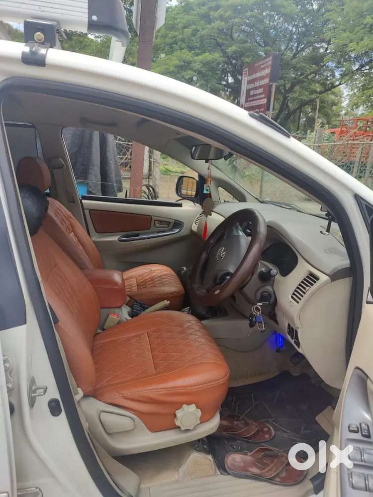 Toyota Innova 2012 Diesel 395000 Km Driven
