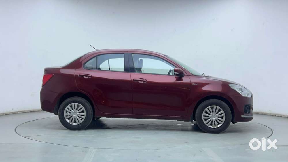 Maruti Suzuki Dzire 1.2 Vxi Amt, 2019, Petrol
