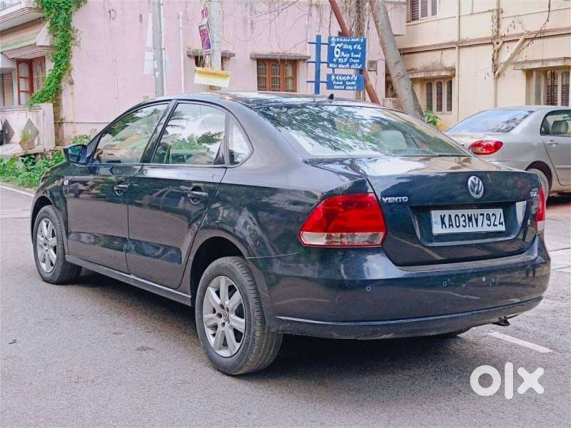 Volkswagen Vento 1.5l Tdi Highline Plus At Diesel, 2015, Diesel