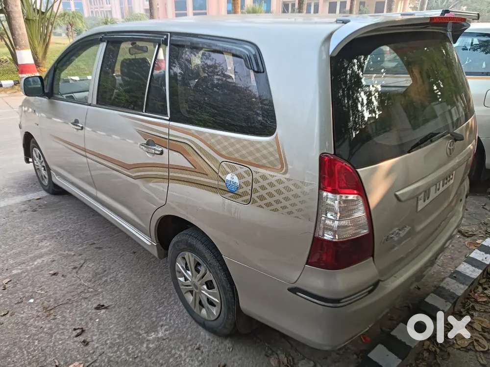 Toyota Innova 2013 Diesel Well Maintained