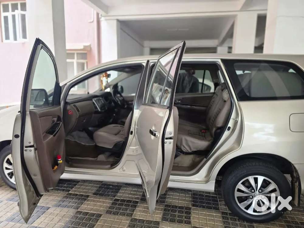 Toyota Innova 2.5 Vx 2015