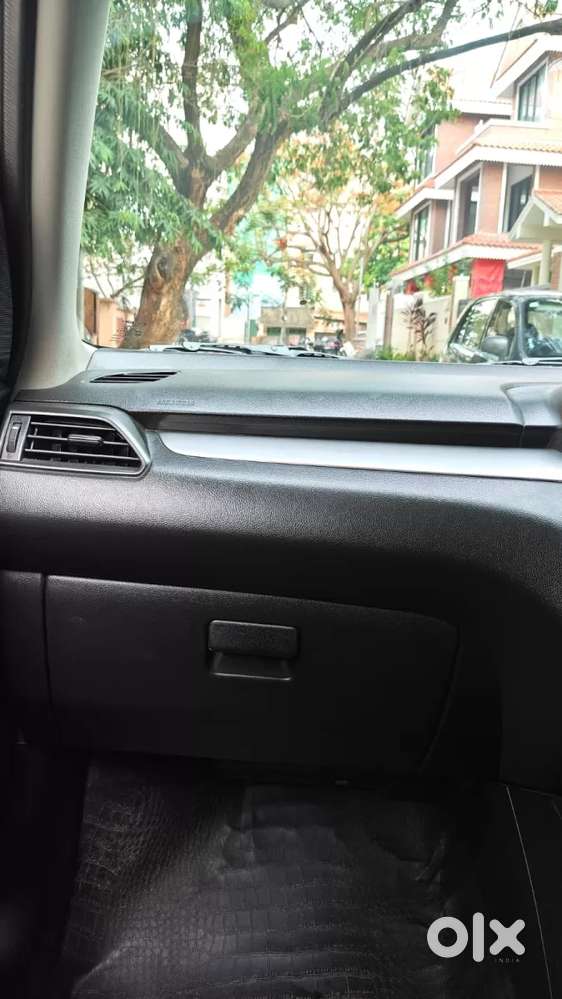Maruti Suzuki Swift Zxi Plus, 2023, Petrol