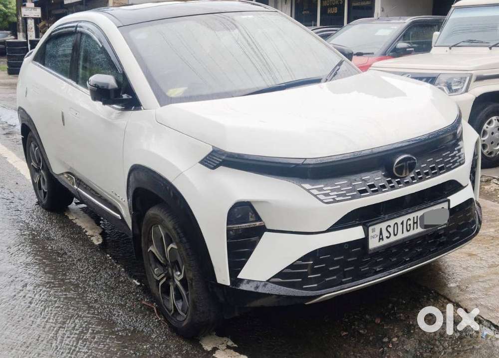 Tata Curvv Creative 1.2 Revotron Petrol 6mt, 2025, Petrol