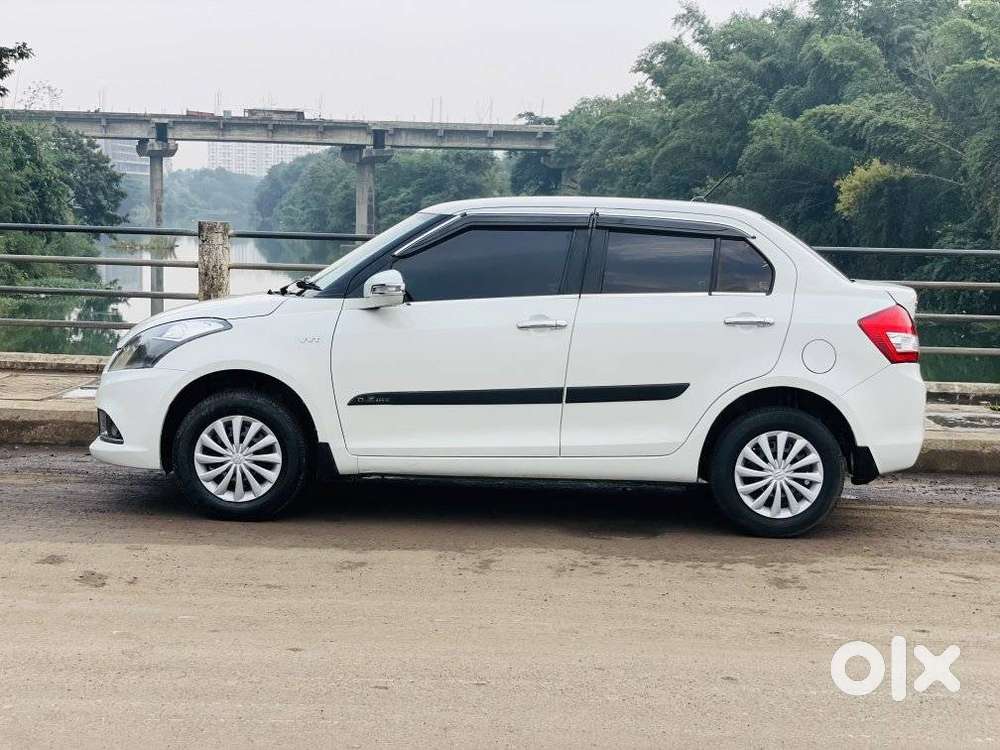 Maruti Suzuki Swift Dzire Vxi(o) Mt, 2017, Petrol