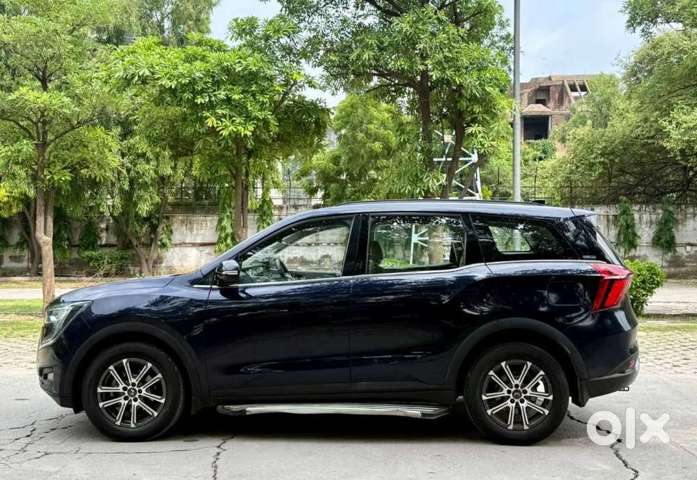 Mahindra Xuv700 2.0 Ax 7 Petrol At Str, 2022, Petrol